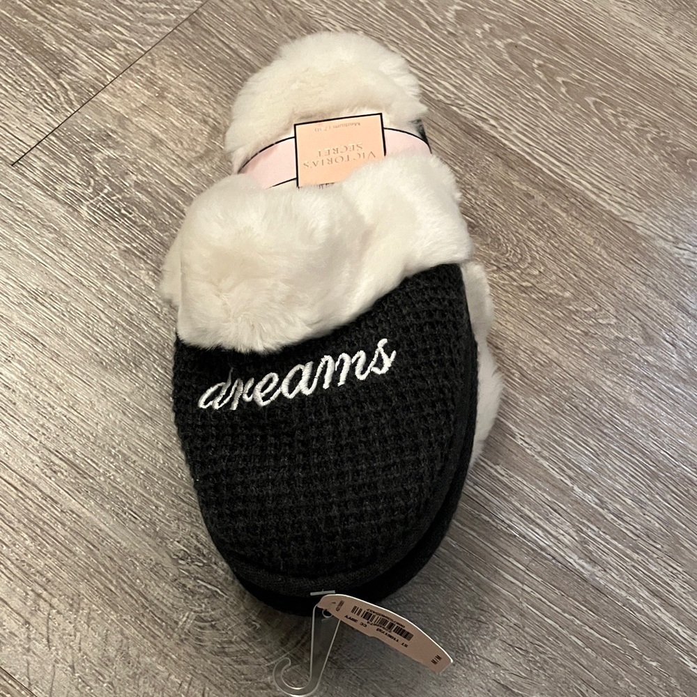 Victoria's Secret Sweet Dreams Slippers - Picture 3 of 3